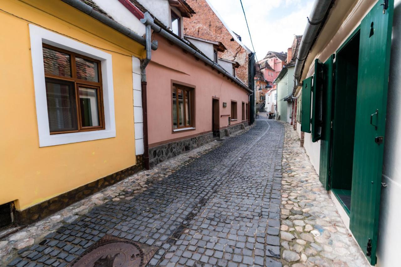 Charming Studio Ideal For Getaways Or Workations In Sibiu'S Medieval City Center Zewnętrze zdjęcie