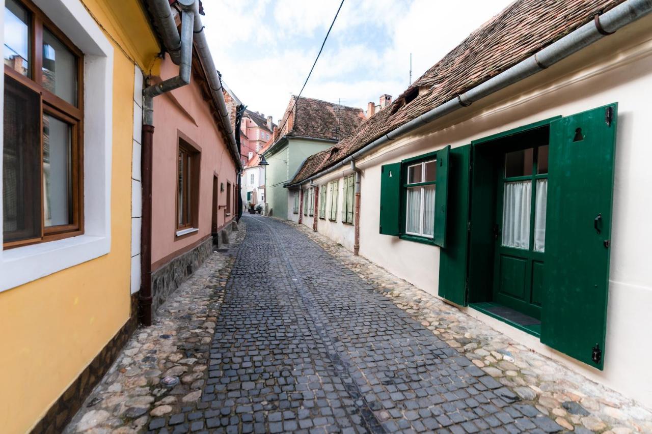 Charming Studio Ideal For Getaways Or Workations In Sibiu'S Medieval City Center Zewnętrze zdjęcie