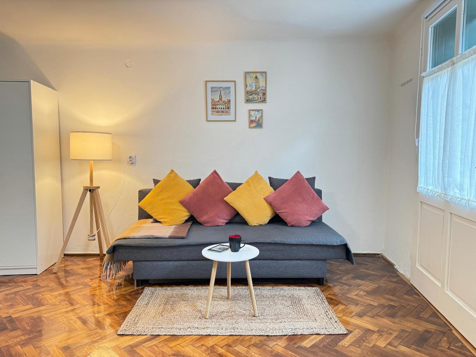 Charming Studio Ideal For Getaways Or Workations In Sibiu'S Medieval City Center Zewnętrze zdjęcie