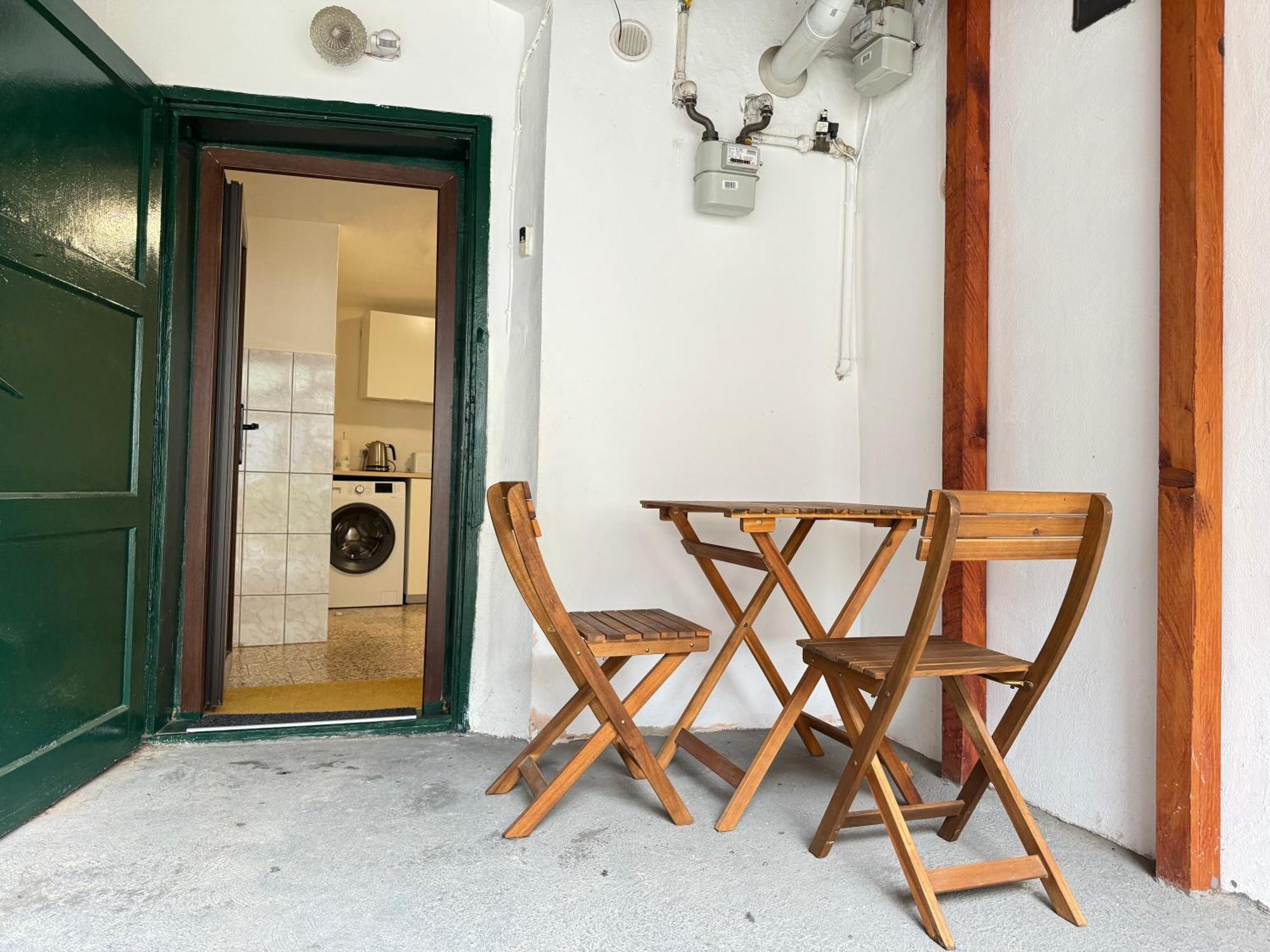 Charming Studio Ideal For Getaways Or Workations In Sibiu'S Medieval City Center Zewnętrze zdjęcie